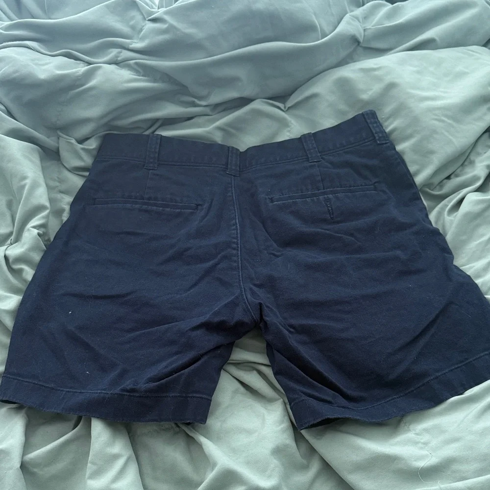 3 for $15 J. Crew Men's Navy Blue Shorts - Picture 3 of 4